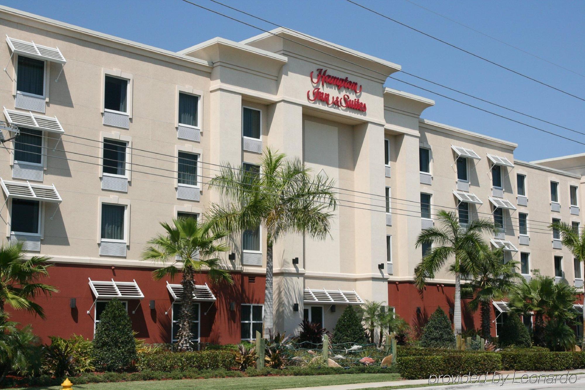 Hampton Inn & Suites Stuart-North Extérieur photo