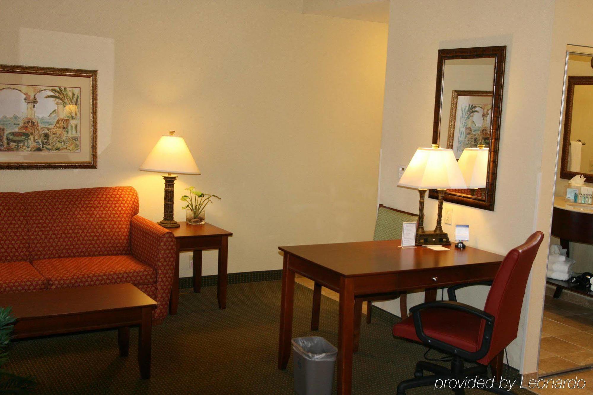 Hampton Inn & Suites Stuart-North Chambre photo